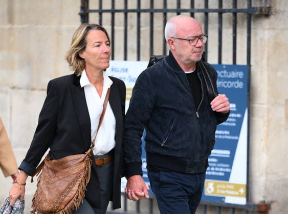 Jean-Paul Rappeneau Funeral - Paris Olivier Baroux and his wife Coralie Baroux during the funeral of Jean-Paul Rappeneau, French director and screenwriter, at the Saint-Sulpice church in Paris, France, on September 10, 2026. The director of Cyrano de Bergerac, Jean-Paul Rappeneau, has died at the age of 94. Photo by Eliot Blondet ABACAPRESS.COM Paris France  Copyright: xBlondetxEliot ABACAx