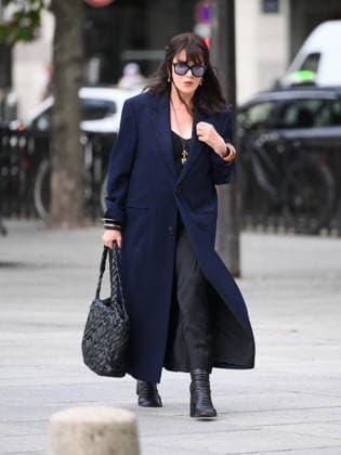 Jean-Paul Rappeneau Funeral - Paris Isabelle Adjani during the funeral of Jean-Paul Rappeneau, French director and screenwriter, at the Saint-Sulpice church in Paris, France, on September 10, 2026. The director of Cyrano de Bergerac, Jean-Paul Rappeneau, has died at the age of 94. Photo by Eliot Blondet ABACAPRESS.COM Paris France  Copyright: xBlondetxEliot ABACAx