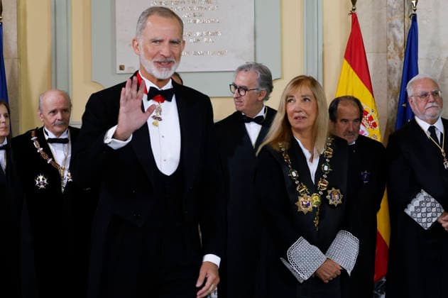 Spain s King Felipe VI (l) and the president of the Supreme Court and the General Council of the Judiciary (CGPJ) Isabel Perello upon his arrival to chair the opening ceremony of the Judicial Year at the Supreme Court in Madrid, Spain, 10 September 2026. Judicial Year opening ceremony in Madrid !ACHTUNG: NUR REDAKTIONELLE NUTZUNG!  Copyright: xJ.J.Guillenx GRAF3504 20260910-55021357075_1