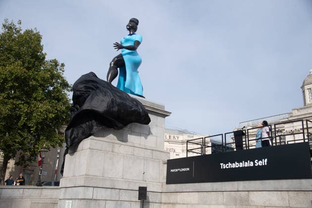 Fourth Plinth Unveiling at Trafalgar Square, London, UK - 10 September, 2026 A general view of Lady in Blue by American Artist Tschabalala Self as it is unveiled on the Fourth Plinth at Trafalgar Square, London, England, UK on Thursday 10 September, 2026., Credit:Justin Ng Avalon UK, England, London, Trafalgar Square Copyright: xJustinxNgx xAvalonx 1133037734