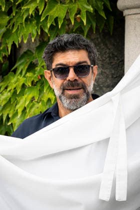 September 10, 2026, Venice, Rome, Italy: Pierfrancesco Favino, from the film God Laughs, arrives at the dock of the Hotel Excelsior during the 83rd Venice Film Festival. Venice, September 10, 2026 Venice Italy  - ZUMAa289 20260910_zia_a289_017 Copyright: xMichelexCutulix xAgfx