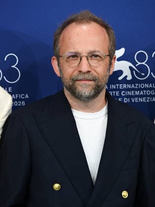 IPA88356219 - Venice, 83rd Venice International Film Festival 2026 Day 9 Photocall for *UN PEU AVANT MINUIT* (*ONE MINUTE TO MIDNIGHT*). Pictured: Nicolas Pariser  Copyright: xAlbertoxTerenghi PoolxPhotoxEvenx xPoolxPhotoxEventsx08x IPA88356219