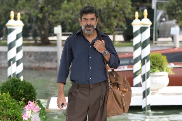Arrives at Lido dock in Italy - 10 Sep 2026 Pierfrancesco Favino seen at the Hotel Excelsior pier in Lido for 83 Venice Film festival. Venice Lido Italy Copyright: xMarioxCartellix xSOPAxImagesx _DSC2786