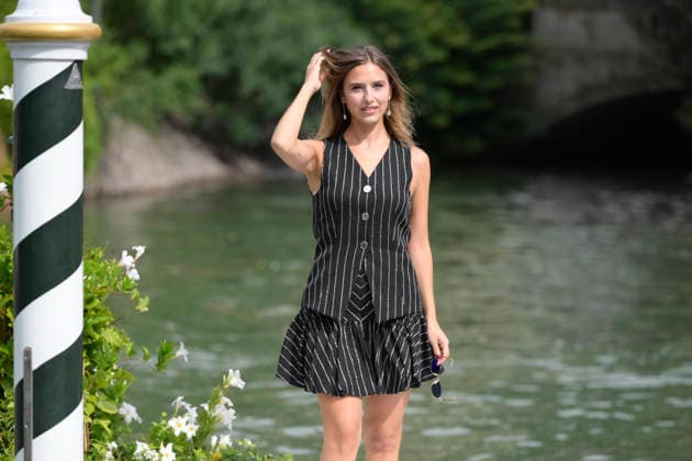 Arrives at Lido dock in Italy - 10 Sep 2026 Claudia Napolitano seen at the Hotel Excelsior pier in Lido for 83 Venice Film festival. Venice Lido Italy Copyright: xMarioxCartellix xSOPAxImagesx _DSC2970