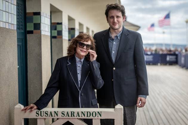 52nd Deauville American Film Festival PHOTOPQR OUEST FRANCE Martin ROCHE Deauville September 10, 2026 This Thursday, September 10, marks the 52nd Deauville American Film Festival in Deauville, Calvados, Normandy. American Film Festival in Deauville. Here, American actress Susan Sarandon unveiled her star on the boardwalk during the Deauville American Film Festival. Pictured here, from left to right: Susan Sarandon and director Zach Woods. Photographer: Martin ROCHE, Ouest France. The 52nd Deauville American Film Festival, held in Deauville, Normandy, from September 4 to 13, 2026, in Deauville, France Copyright: xPHOTOPQR OUESTxFRANCE MAXPPPxMartinxROCHEx 20260910OFR3898 20260910OFR3898
