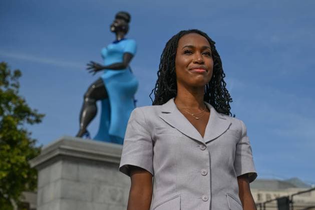 Lady in Blue unveiled in London s Trafalgar Square LONDON, UNITED KINGDOM - SEPTEMBER 10: New York-based artist Tschabalala Self poses next to her newly unveiled bronze sculpture Lady in Blue atop the Fourth Plinth in Trafalgar Square, London, United Kingdom, on September 10, 2026. The vivid blue sculpture depicts a young, contemporary woman walking forward with determination, paying homage to everyday Londoners. The artwork marks the 16th contemporary commission for the landmark site since the Fourth Plinth programme was launched in 1998. Rasid Necati Aslim Anadolu London United Kingdom. Editorial use only. Please get in touch for any other usage.  Copyright: x2026xAnadoluxRasidxNecatixAslimx