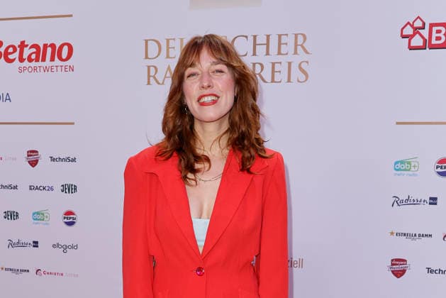 Antje Schomaker at the German Radio Awards (Deutscher Radiopreis) ceremony on September 10, 2026, at the Musical Theater an der Elbe in Hamburg Antje Schomaker arrives for the annual German Radio Awards (Deutscher Radiopreis) ceremony on September 10, 2026 at the Musical Theater an der Elbe in Hamburg, Germany. German Radio Awards ceremony in Hamburg