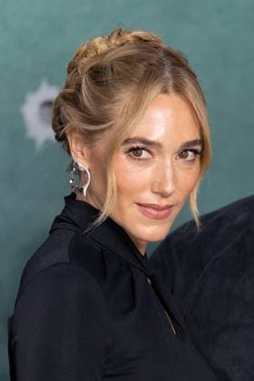 September 10, 2026, London, United Kingdom: Jaqui Richie attends the World Premiere ofÃ‚ MOBLAND SEASON 2Ã‚ atÃ‚ Odeon Luxe Leicester Square.The cast and celebrity guests attend the red carpet World Premiere ofÃ‚ MOBLAND SEASON 2Ã‚ atÃ‚ Odeon Luxe in Leicester Square London United Kingdom  - ZUMAs197 20260910_aaa_s197_398 Copyright: xPhilxLewisx