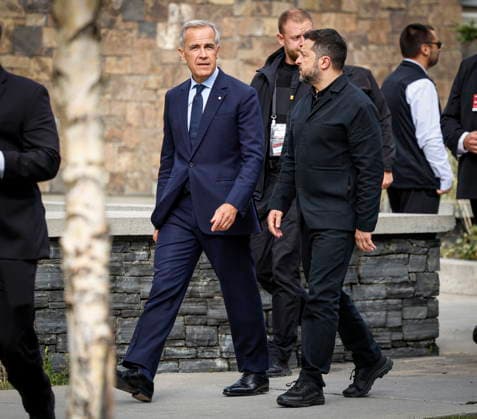 September 10, 2026, Banff, Ab, CANADA: Prime Minister Mark Carney, left, and President of Ukraine Volodymyr Zelenskyy, walk in Banff, Alta., Thursday, Sept. 10, 2026. Banff CANADA - ZUMAc35_ 20260910_zaf_c35_123 Copyright: xJeffxMcintoshx