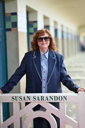Deauville Susan Sarandon Photocall FC Susan Sarandon poses for the photographers after she unveiled her cabin sign as a tribute for her career along the Promenade des Planches during the 52nd Deauville American Film Festival on September 10, 2026 in Deauville, France. Photo by Franck Castel ABACAPRESS.COM Deauville  Copyright: xCastelxFranck ABACAx