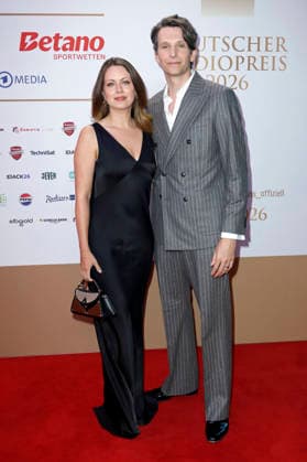 Alice Dwyer with her husband, Sabin Tambrea, at the 17th German Radio Awards ceremony in 2026 at the Stage Theater an der Elbe in Hamburg, September 10, 2026 Foto:xC.xTamckex xFuturexImagex radiopreis_6808