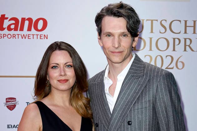 Alice Dwyer with her husband, Sabin Tambrea, at the 17th German Radio Awards ceremony in 2026 at the Stage Theater an der Elbe in Hamburg, September 10, 2026 Foto:xC.xTamckex xFuturexImagex radiopreis_6813
