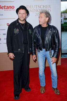 Johannes Oerding and Peter Maffay at the 17th German Radio Awards ceremony in 2026 at the Stage Theater an der Elbe in Hamburg, September 10, 2026 Foto:xC.xTamckex xFuturexImagex radiopreis_6887