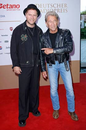 Johannes Oerding and Peter Maffay at the 17th German Radio Awards ceremony in 2026 at the Stage Theater an der Elbe in Hamburg, September 10, 2026 Foto:xC.xTamckex xFuturexImagex radiopreis_6888