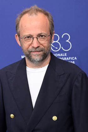 Nicolas Pariser attends the Un Peu Avant Minuit Photocall during the 83rd Venice International Film Festival at Palazzo del Casino on September 10, 2026 in Venice, Italy.  VEN20260910937 RoccoxSpaziani