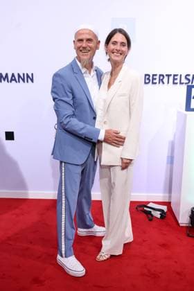 Bertelsmann Party 2026: Ralf Zacherl, Viola Zacherl on the red carpet at the Bertelsmann Party 2026, Bertelsmann Berlin Office, September 10, 2026 Copyright: xEventpress Kratschx