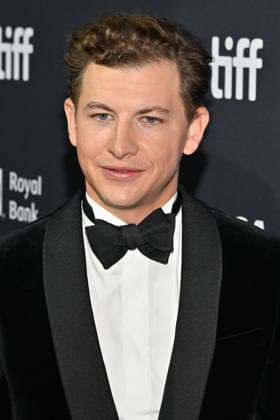 TIFF Toronto Screening The Housewife Tye Sheridan attending the screening of the movie The Housewife ahead of Toronto International Film Festival (TIFF) in Toronto, Canada on September 10, 2026. Photo by Julien Reynaud APS-Medias ABACAPRESS.COM Toronto Canada  Copyright: xReynaudxJulien APS-Medias ABACAx