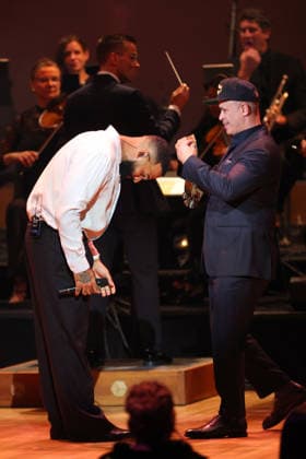U.S. musician Eladio Carrion (L) receives an award during the 39th annual Hispanic Heritage Awards at Orchestra Hall in Minneapolis, United States, 10 September 2026. Hispanic Heritage Awards in Minneapolis !ACHTUNG: NUR REDAKTIONELLE NUTZUNG!  Copyright: xAdamxBettcherx AME6461 20260911-55021366117_1