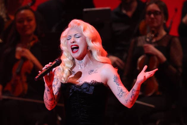 Chilean-Mexican singer-songwriter Mon Laferte performs during the 39th annual Hispanic Heritage Awards at Orchestra Hall in Minneapolis, United States, 10 September 2026. Hispanic Heritage Awards in Minneapolis !ACHTUNG: NUR REDAKTIONELLE NUTZUNG!  Copyright: xAdamxBettcherx AME6450 20260911-55021366101_1