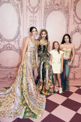 September 10, 2026, New York, Ny, USA: STACEY BENDET and her daughters ELOISE EISNER, , SCARLET EISNER and ATHENA EISNER attend the Alice and Olivia Fashion Presentation,.583 Park Avenue, NYC.September 10, 2026. . Alice and Olivia Fashion Presentation,.583 Park Avenue, NYC.September 10, 2026. New York USA - ZUMAms4_ 20260910_faf_ms4_005 Copyright: xSoniaxMoskowitzxGordonx