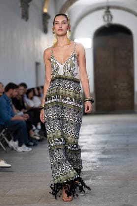 September 10, 2026, Madrid, Spain: A model parades with Dolores Cortes design during the OMODA Fashion Week en ISE San Isidro in Madrid. Madrid Spain  - ZUMAs197 20260910_aaa_s197_619 Copyright: xAtilanoxGarciax
