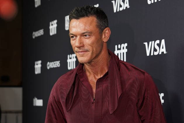 2026 Toronto International Film Festival - ˜The Housewife™ Premiere Luke Evans attends the red carpet for the ˜The Housewife™ premiere during the 2026 Toronto International Film Festival (TIFF) at Royal Alexandra Theatre. on September 10, 2026 in Toronto, Canada. (Photo by Leonardo Ramirez Eyepix Group) Copyright: xLeonardoxRamirez xEyepixxGroupx LR10092026-01286