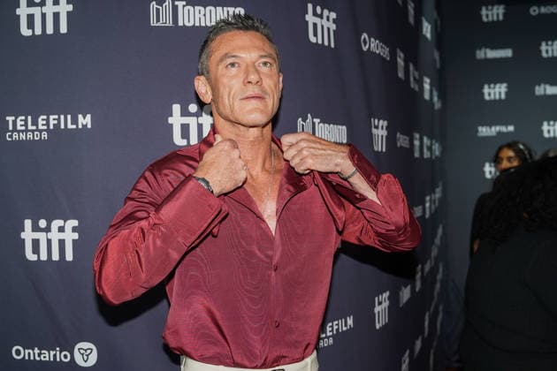 2026 Toronto International Film Festival - ˜The Housewife™ Premiere Luke Evans attends the red carpet for the ˜The Housewife™ premiere during the 2026 Toronto International Film Festival (TIFF) at Royal Alexandra Theatre. on September 10, 2026 in Toronto, Canada. (Photo by Leonardo Ramirez Eyepix Group) Copyright: xLeonardoxRamirez xEyepixxGroupx LR10092026-01333