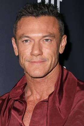 51st Toronto International Film Festival: Red carpet for the film The Housewife with Luke Evans, 459575, September 10, 2026, Toronto, Canada  Copyright: xIsabellexVautierx xStarfacex STAR_459575_073