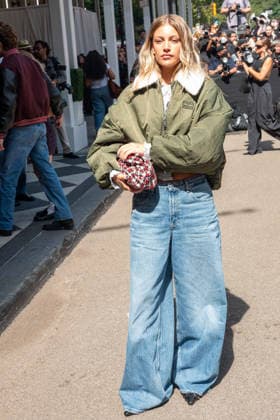 New York, NY, Sept. 10: Lily Rowland at the Tommy Hilfiger Spring Summer 2027 show during New York Fashion Week in NYC on September 10, 2026. Credit: Camara Porter, AdMedia 459576, 2026 09 10  Copyright: xAdMediax STAR_459576_007