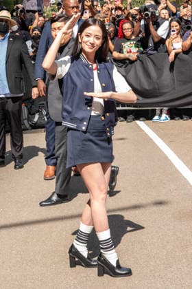 New York, NY, Sept. 10: Jisoo at the Tommy Hilfiger Spring Summer 2027 show during New York Fashion Week in NYC on September 10, 2026. Credit: Camara Porter, MediaPunch 459576, 2026 09 10  Copyright: xAdMediax STAR_459576_021