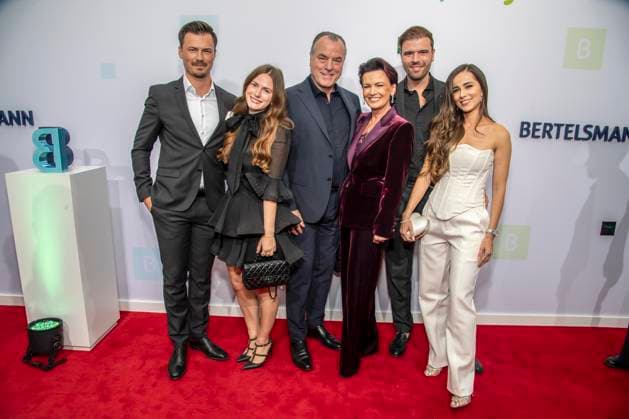 The ABB BERTELSMANN family—Esther, Clemens Toennies, Margit Toennies, Maximilian Toennies, and Olivia Toennies—attended the Bertelsmann Party 2026 at the Bertelsmann Repraesentanz on September 10, 2026, in Berlin, Germany
