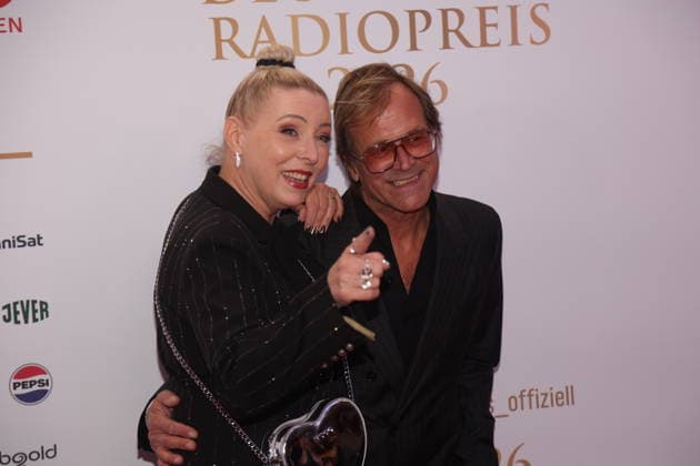 Sabrina Winter, also known as Stereoblond, and Steve Norman of Spandau Ballet at the 17th German Radio Awards ceremony in 2026 at the Stage Theater an der Elbe in Hamburg, September 10, 2026 Copyright: xAgenturxMatthiasxWehnertx xM.xGränzdörferx