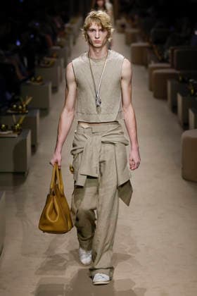 COACH Spring Summer 2027 runway during New York Fashion Week on September 2026 - New York, USA 09 09 2026 COACH Spring Summer 2027 runway during New York Fashion Week on September 2026 - New York, USA 09 09 2026, Credit:IK ALDAMA dpa Picture Alliance GmbH Avalon Vereinigte Staaten, New York  Copyright: xIKxALDAMAx xdpaxPicturexAlliancexGmbHx xAvalonx 1133248072