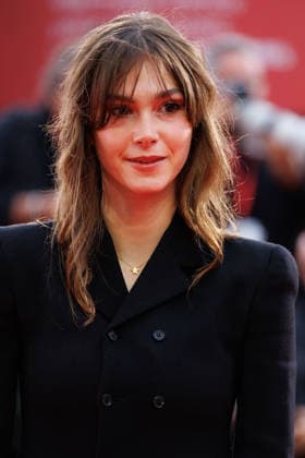 News - Un Peu Avant Minuit Red Carpet - The 83rd Venice International Film Festival Clara Pacini attends the Un Peu Avant Minuit Screening during the 83rd Venice International Film Festival at Sala Grande on September 10, 2026 in Venice, Italy. Photo: Cinzia Camela. Lido di Venezia Palazzo del Cinema Italy Copyright: xCinziaxCamelax xLiveMediax LPN_2662643