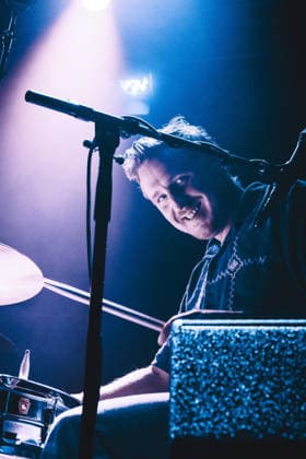 Mamas Gun live in Copenhagen, Denmark Copenhagen, Denmark. 10th, September 2026. The British soul band Mamas Gun performs a live concert at Hotel Cecil in Copenhagen. Here drummer Chris Boot is seen live on stage. Denmark, Copenhagen  Copyright: xGonzalesxPhoto PeterxTroestx