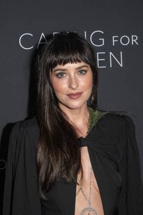 September 10, 2026, New York, New York, United States: Dakota Johnson attends.Celebrities attend the Kering Foundation s Caring For Women Dinner at The Pool on September 10, 2026 in New York City. New York United States  - ZUMAs197 20260910_aaa_s197_837 Copyright: xRonxAdarx