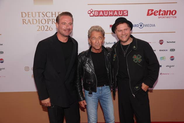 Sasha, Peter Maffay, and Johannes Oerding at the 17th German Radio Awards ceremony in 2026 at the Stage Theater an der Elbe in Hamburg, September 10, 2026 Copyright: xAgenturxMatthiasxWehnertx xM.xGränzdörferx