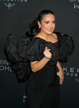 Kering Foundation 5th Annual Caring for Women Gala attend the Kering Foundation 5th Annual Caring for Women Gala, held at The Pool, Seagram Building in New York City, Thursday September 10, 2026. Photography by Jennifer Graylock-Graylock.com 917-519-7666Salma Hayek Pinault attends the Kering Foundation 5th Annual Caring for Women Gala, held at The Pool, Seagram Building in New York City, Thursday September 10, 2026. Photography by Jennifer Graylock-Graylock.com 917-519-7666, Credit:Jennifer Graylock Avalon United States, New York, New York, The Pool Seagram Building Copyright: xJenniferxGraylockx xAvalonx 1133252994