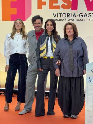 Presentation of A la deriva at FesTVal: Lucía Guerrero, Daniel Grao, Paula Echevarría, and Adelfa Calvo pose during the presentation of A la deriva at FesTVal on September 11, 2026, in Vitoria, Spain. ATRESMEDIA SERIES VITORIA FESTIVAL FESTVAL SEPTEMBER 11, 2026 Europa Press 09 11 2026 Vitoria, Vitoria, Spain  Copyright: xEuropaxPressx 7764685