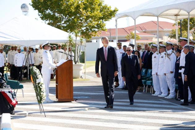 Felipe VI Visits the Rota Base on the 25th Anniversary of the September 11 Terrorist Attacks in the U.S. King Felipe VI, alongside Defense Minister Margarita Robles, at the tribute to the victims of 9 11 at Rota Air Base September 11, 2026, in Rota, Cádiz, Andalusia, Spain King Felipe VI attended a tribute this Friday organized by military personnel from Spain and the United States to the victims of the September 11, 2001, terrorist attacks—which mark their 25th anniversary this year— at the Rota Naval Base, Cádiz, September 11, 2026, Cádiz, Andalusia, Spain Copyright: xNachoxFradex 7765156