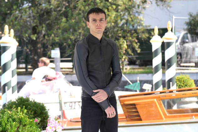 Francesco Gheghi arriving at the pier of the Hotel Excelsior at the 2026 Venice Biennale 83rd Venice International Film Festival Venice, September 11, 2026 Foto:xA.xM.xTinghinox xFuturexImagex gheghi_6913