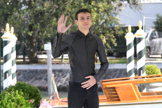 Francesco Gheghi arriving at the pier of the Hotel Excelsior at the 2026 Venice Biennale 83rd Venice International Film Festival Venice, September 11, 2026 Foto:xA.xM.xTinghinox xFuturexImagex gheghi_6914
