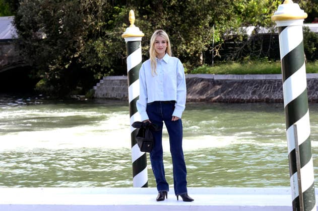 Alma Noce upon her arrival at the pier of the Hotel Excelsior at the 2026 Venice Biennale 83rd Venice International Film Festival Venice, September 11, 2026 Foto:xA.xM.xTinghinox xFuturexImagex noce_6901