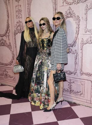 Alice and Olivia presentation during New York Fashion Week Spring Summer 2027 Featuring: Paris Hilton, Stacy Bendet, Nicki Hilton Where: New York, New York, United States When: 10 Sep 2026 Credit: Jennifer Graylock INSTARimages EDITORIAL USE ONLY. NOT FOR USE BY NEWSPAPERS BASED IN THE UK. Copyright: xx instar56007973