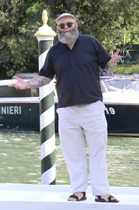 Darko Peric upon arrival with the cast of the feature film *Greta e le favole vere* (*Greta and the True Fairy Tales*) at the pier of the Hotel Excelsior during the 2026 Venice Biennale, the 83rd Venice International Film Festival, Venice, September 11, 2026 Foto:xA.xM.xTinghinox xFuturexImagex greta_6923