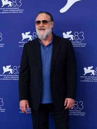 IPA88396860 - Venice, 83rd Venice International Film Festival 2026 - Day 10 - Photocall for What Love Builds - Pictured: Russell Crowe  Copyright: xAlbertoxTerenghix xPoolxPhotoxEventsx08x IPA88396860