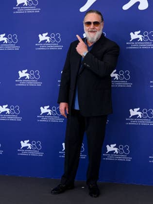 IPA88396863 - Venice, 83rd Venice International Film Festival 2026 - Day 10 - Photocall for What Love Builds - Pictured: Russell Crowe  Copyright: xAlbertoxTerenghix xPoolxPhotoxEventsx08x IPA88396863