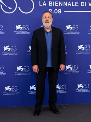 IPA88396880 - Venice, 83rd Venice International Film Festival 2026 - Day 10 - Photocall for What Love Builds - Pictured: Russell Crowe  Copyright: xAlbertoxTerenghix xPoolxPhotoxEventsx08x IPA88396880