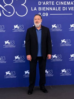IPA88396883 - Venice, 83rd Venice International Film Festival 2026 - Day 10 - What Love Builds photocall - Pictured: Russell Crowe  Copyright: xAlbertoxTerenghix xPoolxPhotoxEventsx08x IPA88396883