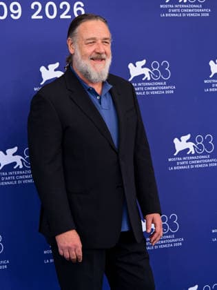IPA88396884 - Venice, 83rd Venice International Film Festival 2026 - Day 10 - Photocall for What Love Builds - Pictured: Russell Crowe  Copyright: xAlbertoxTerenghix xPoolxPhotoxEventsx08x IPA88396884